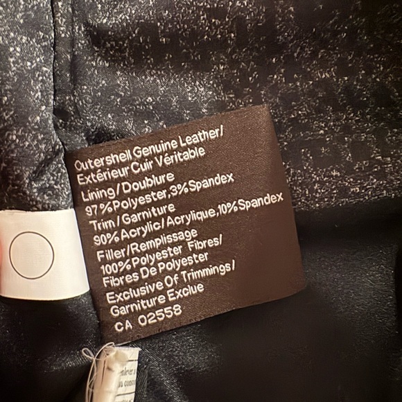 Danier Women's Ivory Leather Jacket - Picture 6 of 12